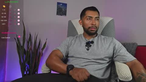 ryanboy30 online show from May 19, 11:33 pm