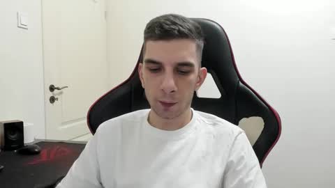 Snapshot of ryandusk chatting on October 10, 9:36 pm Andrew C. online show from October 10, 9:36 pm