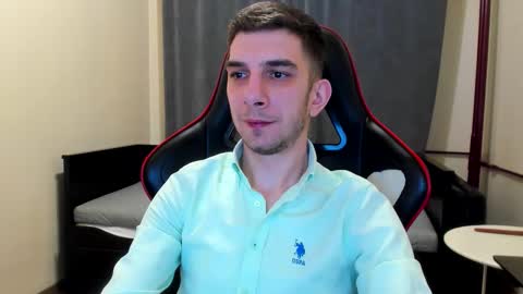 Andrew C. online show from December 19, 9:55 pm