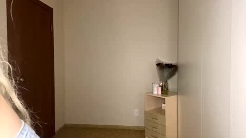 Clare online show from March 15, 5:08 pm