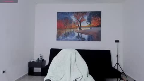 ryanwhite3 online show from January 13, 10:15 pm