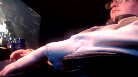 Snapshot of ryguy323 chatting on November 29, 11:30 pm Dennis online show from November 29, 11:30 pm