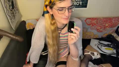 Ryn Michele online show from February 16, 3:05 pm