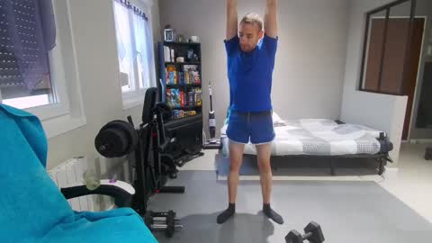 Snapshot of ryukukamifr chatting on October 13, 4:29 pm Ryuk FR online show from October 13, 4:29 pm