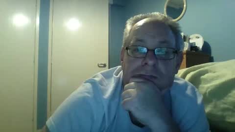 Snapshot of s536sny18 chatting on October 25, 1:51 pm s536sny18 online show from October 25, 1:51 pm