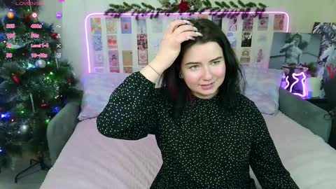 Snapshot of s_katekisa_ss chatting on December 26, 12:46 am Kate online show from December 26, 12:46 am