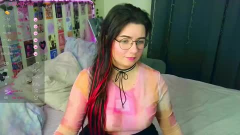 Snapshot of s_katekisa_ss chatting on September 11, 8:09 pm Kate online show from September 11, 8:09 pm