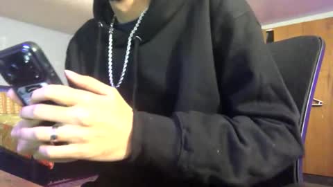 Snapshot of saasbutt chatting on November 3, 11:48 pm saasbutt online show from November 3, 11:48 pm