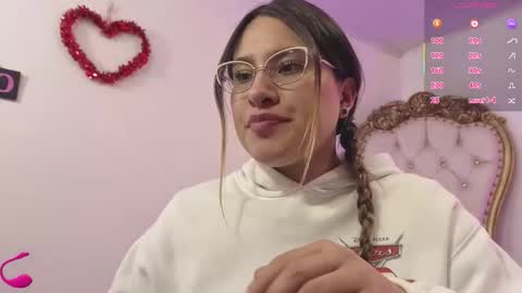 Snapshot of saaya_tay chatting on November 18, 3:12 am saaya_tay online show from November 18, 3:12 am