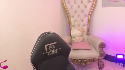 Snapshot of saaya_tay chatting on November 21, 3:16 am saaya_tay online show from November 21, 3:16 am