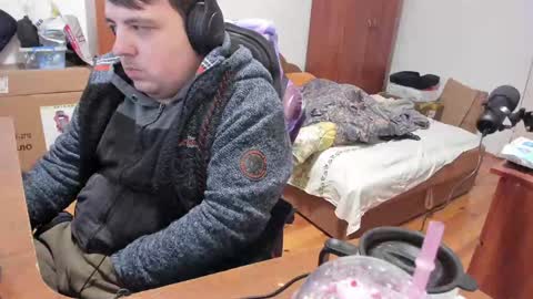 1141323  my Lord Mister Max   moms treasure online show from December 29, 7:00 pm