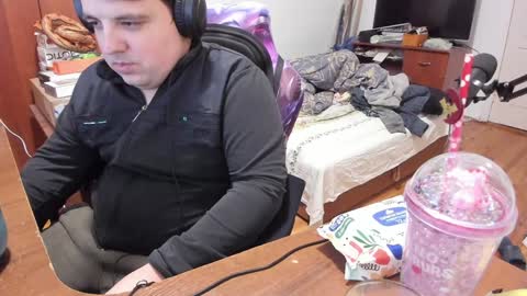 1141323  my Lord Mister Max   moms treasure online show from January 23, 4:37 pm