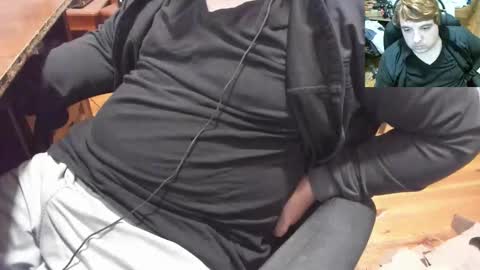 1141323  my Lord Mister Max   moms treasure online show from September 18, 5:48 pm