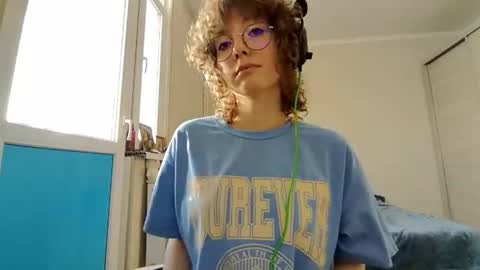 Nellie online show from March 15, 1:06 pm