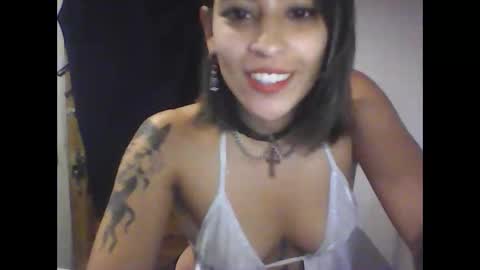 sabriexotic online show from April 19, 2:05 pm