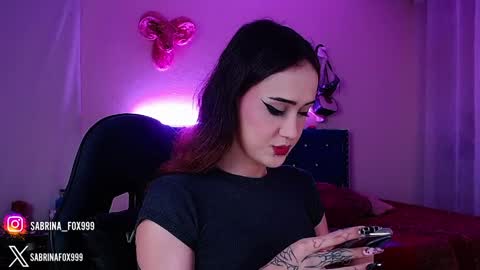 sabrina fox online show from April 4, 8:23 am