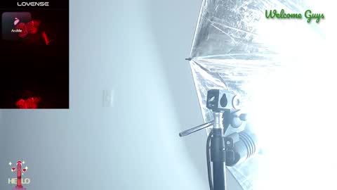 Snapshot of sabrina709 chatting on December 9, 7:39 pm Sabrina online show from December 9, 7:39 pm