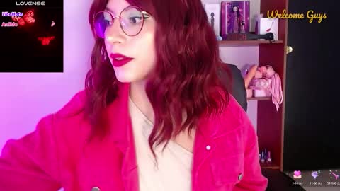 Snapshot of sabrina709 chatting on November 12, 10:09 pm Sabrina online show from November 12, 10:09 pm