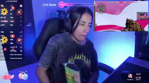 Snapshot of sabrina_chester_02 chatting on September 30, 11:21 pm Angie online show from September 30, 11:21 pm