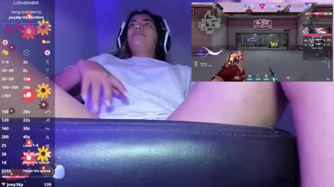 Snapshot of sabrina_chester_02 chatting on November 6, 9:15 pm Angie online show from November 6, 9:15 pm