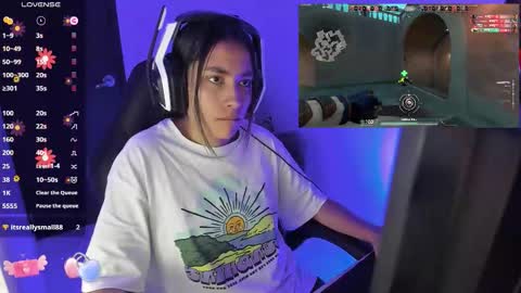 Snapshot of sabrina_chester_02 chatting on November 24, 10:53 pm Angie online show from November 24, 10:53 pm