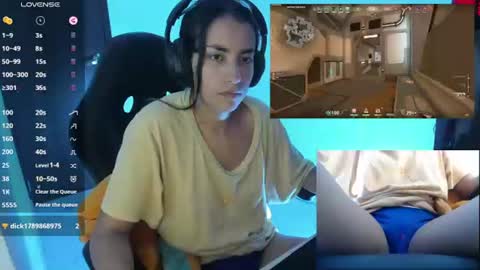 Snapshot of sabrina_chester_02 chatting on June 9, 11:49 pm Angie online show from June 9, 11:49 pm
