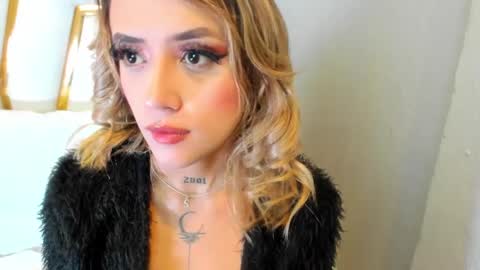 Snapshot of sabrina_cole chatting on February 21, 3:34 am . Sabrina Cole . online show from February 21, 3:34 am