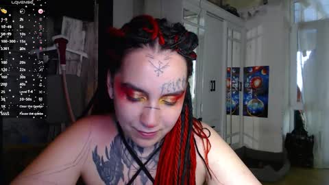 Snapshot of sabrina_raiders_666 chatting on November 5, 6:57 am Lilith Solar online show from November 5, 6:57 am