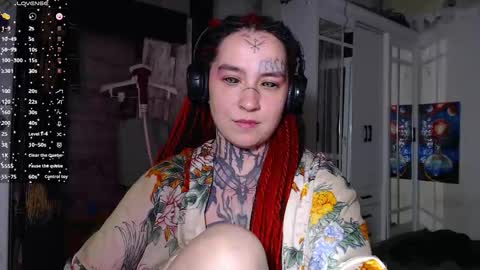 Snapshot of sabrina_raiders_666 chatting on November 5, 7:03 pm Lilith Solar online show from November 5, 7:03 pm