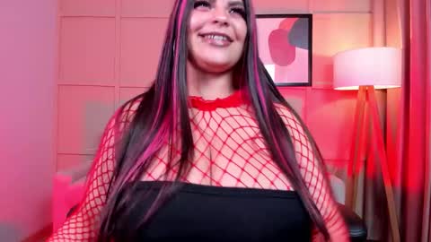 Snapshot of sabrina_sabrock_ chatting on November 16, 6:08 am Sabrina online show from November 16, 6:08 am