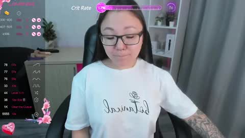 Snapshot of sabrina_sven chatting on January 6, 11:52 pm GMT7TueWedThuFriSatSun 0100am-0700am online show from January 6, 11:52 pm