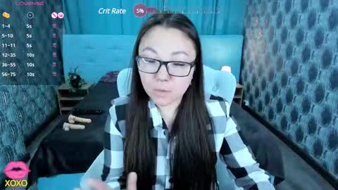 Snapshot of sabrina_sven chatting on February 12, 7:02 am GMT7TueWedThuFriSatSun 0100am-0700am online show from February 12, 7:02 am