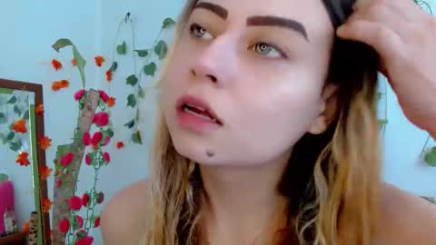 Snapshot of sabrinaexpositoxx chatting on October 30, 6:30 pm SABRI online show from October 30, 6:30 pm