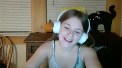 Snapshot of sabrinalexington chatting on November 10, 4:22 am Sabrina online show from November 10, 4:22 am