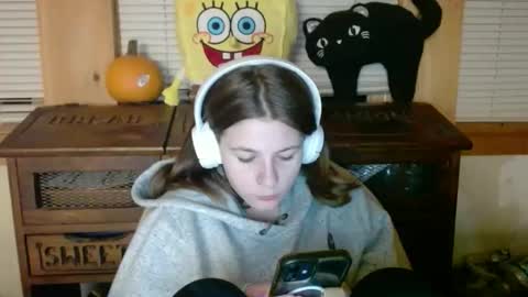 Snapshot of sabrinalexington chatting on November 12, 11:14 pm Sabrina online show from November 12, 11:14 pm