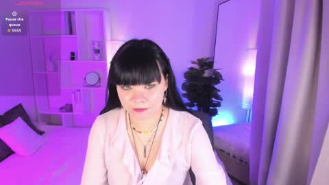 Sabrina online show from April 6, 9:43 am