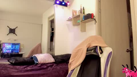 Snapshot of sabrinawiid chatting on December 21, 1:24 am Sabrina online show from December 21, 1:24 am