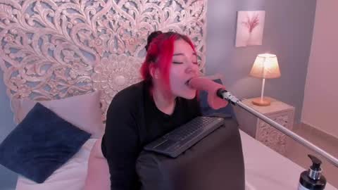 sabrinna  online show from May 6, 8:03 pm