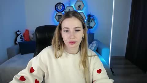 Sabrina Violet online show from March 21, 9:03 am