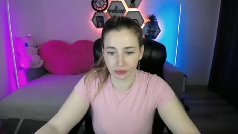 Sabrina Violet online show from June 24, 8:02 am
