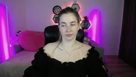Sabrina Violet online show from July 24, 8:01 am