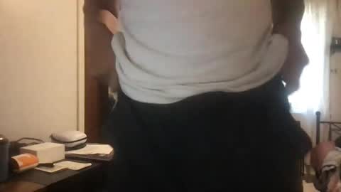 Beezy online show from January 9, 5:33 pm