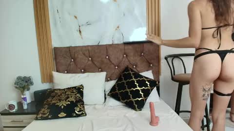 scarlet fox75 online show from April 15, 7:58 pm