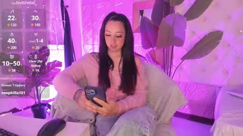    online show from February 1, 3:30 am