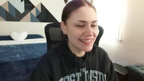 Sadie Renee  online show from March 6, 8:16 pm