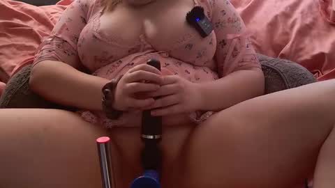 Snapshot of saelihnsexy chatting on January 14, 8:48 pm Saelihn online show from January 14, 8:48 pm