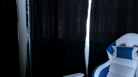 Snapshot of saelivrae chatting on June 10, 7:13 pm Cami online show from June 10, 7:13 pm