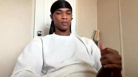 Snapshot of saeonyx chatting on November 18, 4:33 pm Saeonyx online show from November 18, 4:33 pm