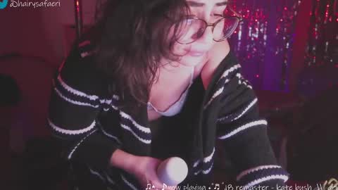 Snapshot of safaeri chatting on December 7, 4:42 am Safa online show from December 7, 4:42 am