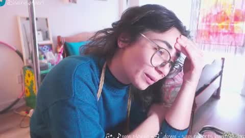 Snapshot of safaeri chatting on December 10, 6:17 pm Safa online show from December 10, 6:17 pm